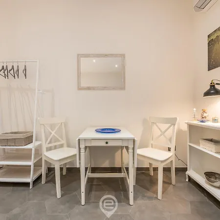 73 E 74 * カリアリ